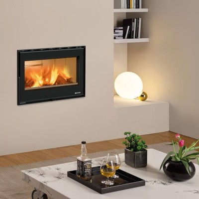 Italiaanse inbouw gietijzeren haard La Nordica Inserto 70 Wide, 7.5kW - Italiaanse houtkachels en haarden