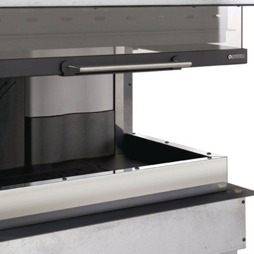 Italiaanse inbouw gietijzeren haard La Nordica Monoblocco 800 Angolo rechts, 10.0kW | Gietijzeren haarden | Haarden |