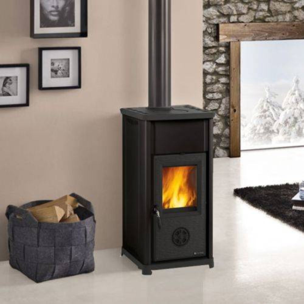 Italiaanse houtkachel La Nordica Tea zwart, 7kW |  |  |
